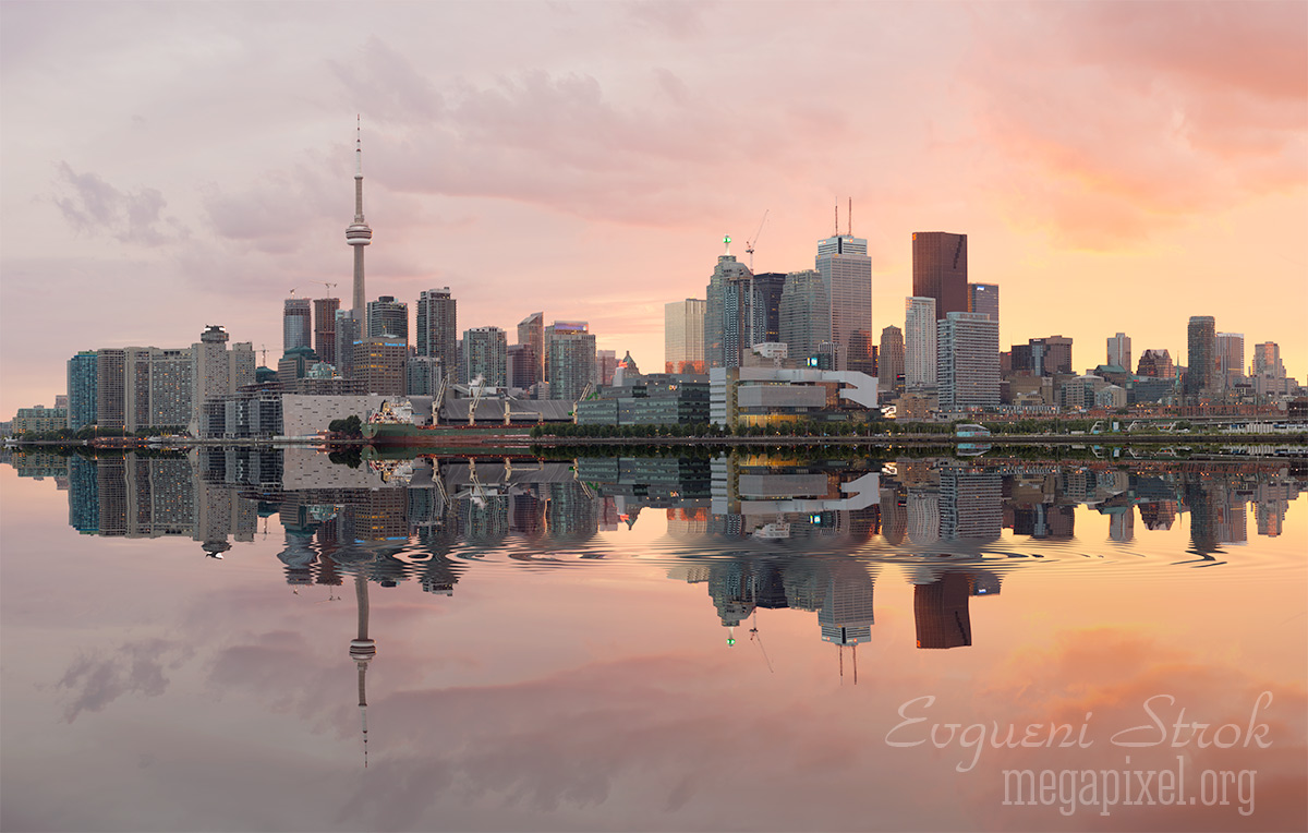 Toronto skyline, sunset.